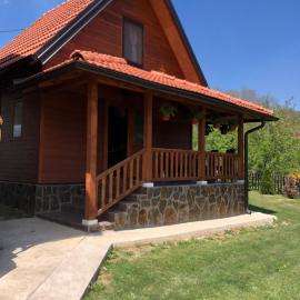 Apartments Bogdanović, hotelli kohteessa Mokra Gora