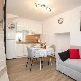 Studio apartman Amalie, hotel in Pazin