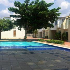 Conjunto Buganviles -, hotel in Girardot