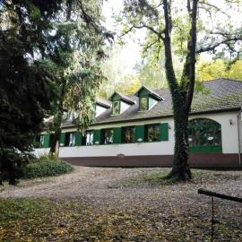 Fehérkőlápa Turistaház Panzió, hotelli kohteessa Lillafüred