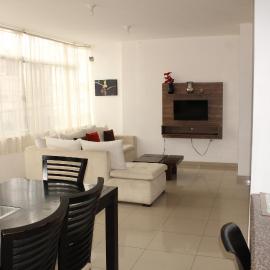 Departamentos de 2 y 3 Habitaciones en el Centro de MANTA, hotelli kohteessa Manta