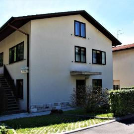Apartma Mika, hotel in Most na Soči