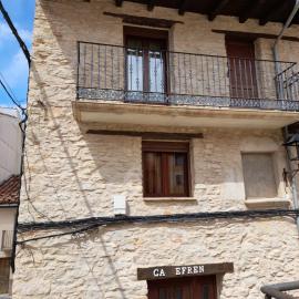 CA EFREN, Hotel in Castellfort