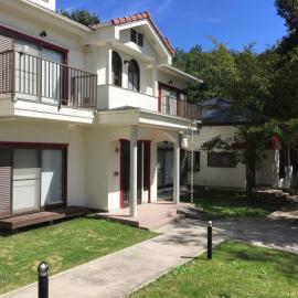 Yatsugatake Cottage, hotel sa Hokuto