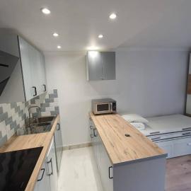 Rambouillet, Studio, proche gare et chateau: Rambouillet şehrinde bir otel