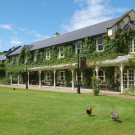 BrookLodge & Macreddin Village, hotel sa Aughrim