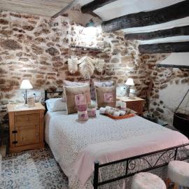 Casa Rural "El Olivo", hotel in Estercuel