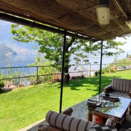 Mella house garden relax