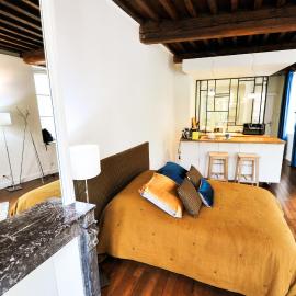 Loft Cathédrale by La Chambre à Coté, hotel in Metz