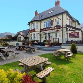 The Gladstone, hotel in Penmaen-mawr