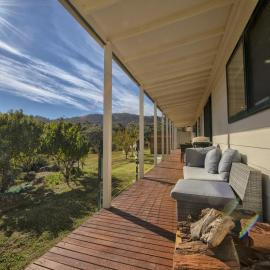 East Jindabyne- Cavallino 4 bedroom home
