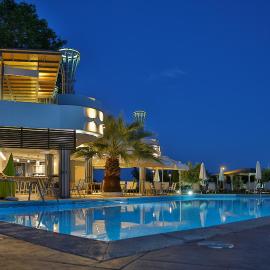 Anais Hotel, hotel en Korinós