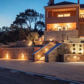HANA Luxury apartment with sea view