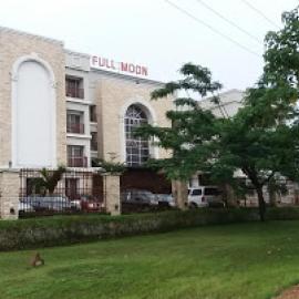 Full Moon Hotel-Guest Room, hotel in Owerri