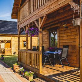 Słonecznikowe Wzgórze, hotel in Debina