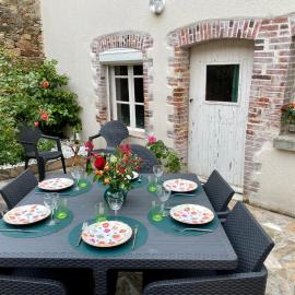 La Maison du Bonheur - Grande maison de vacances classée 4 étoiles, hotel in Le Boupère