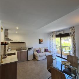 Apartamento con piscina a unos metros de la playa, hotel v destinácii Moraira