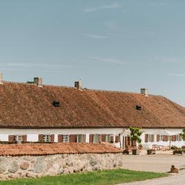Nurmuižas viesnīca, hotel di Lauciene