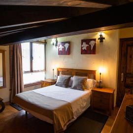 Apartamentos el Caserón, hotel in Soto de Cangas
