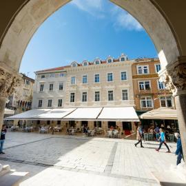 Heritage hotel Santa Lucia، فندق في سبليت