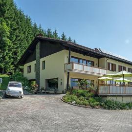 Theresienhof, hotel v destinácii Petschnitzen