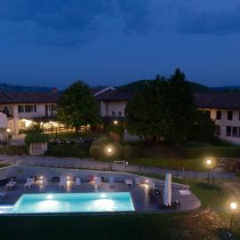 Locanda Del Pilone، فندق في ألبا