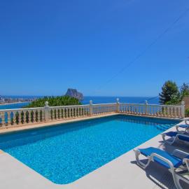 Villa con piscina y vistas al mar - Mar 27 H