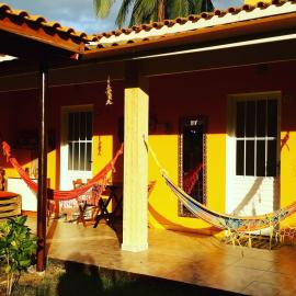 Pousada e SPA Shiva São Sebastião 200mts da praia, hotel in São Sebastião