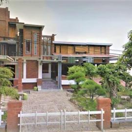 Villa Mediana – hotel w mieście Mojokerto