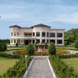 Glenville Forest Resort & Spa, готель у місті Деградун