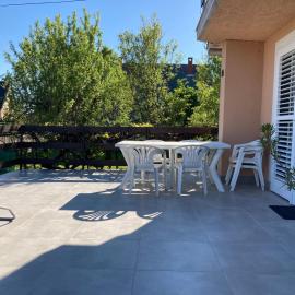 Bogi House: Balatonfüred şehrinde bir otel