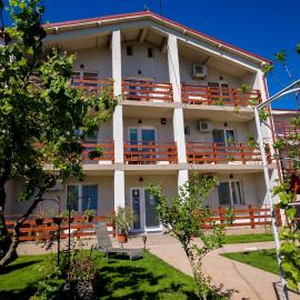 Casa Ypu, hotel in 2 Mai