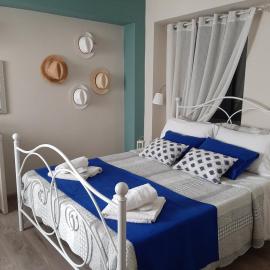 Melissa Keros, hotel a Roussopoúlion