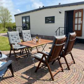 Chalet Makkum S15, vakantiehuisjemakkum nl, hotel in Makkum