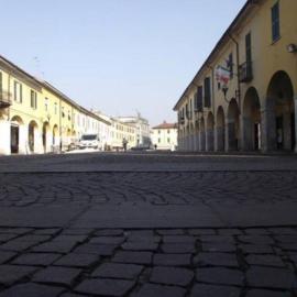 Rocks Appartamenti i Portici nel centro storico!、メルツォのホテル