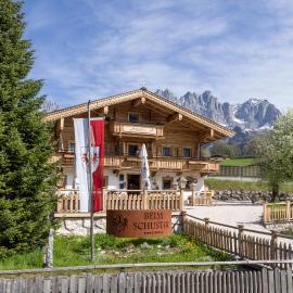 Dorfkaiser Appartements, hotel em Going