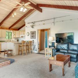 Dune Grass Cottage, готель у місті Copalis Beach