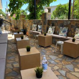 Kakovatos Studios, hotel a Zakharo