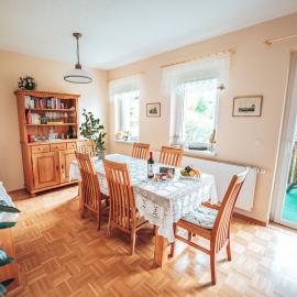Gästewohnung Sebastian, hotel in Grundlsee