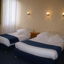 Hôtel Céleste, hotel in Bagnères-de-Luchon