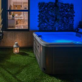 Garden Fisterra - Jacuzzi, Jardín Privado y Vista Mar، فندق في فيستيرا