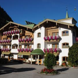 Hotel Garni Ferienhof, hotel u gradu Majrhofen