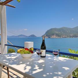 ΣΕΡΓΙΑΝΙ ΣΚΟΠΕΛΟΥ: Skopelos şehrinde bir otel