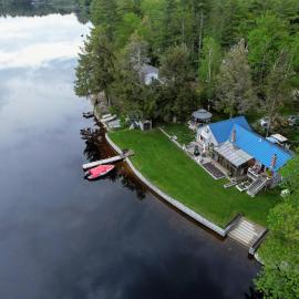 Welcome to the Lake, Hotel in Northwood