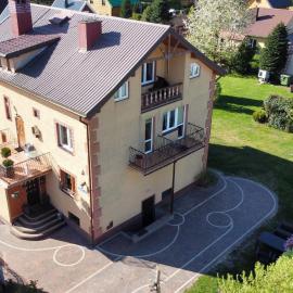 Pokoje Gościnne - Apartamenty MATI, hotel in Kopalino