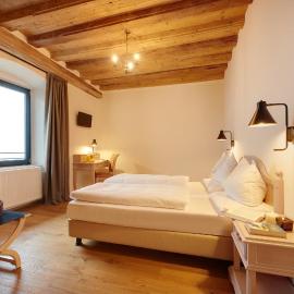 Historic Hotel Bircher B&B Apartments near Sterzing