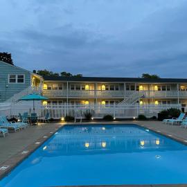 The Escape Inn, hotel di South Yarmouth