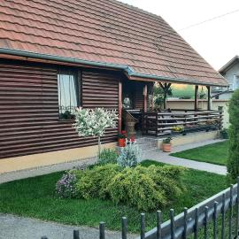 Jagodina में, होटल Holiday Home Di More