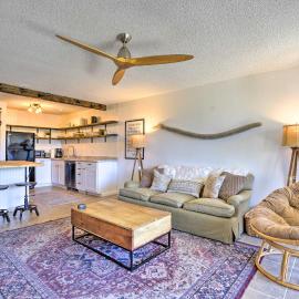 Big Island Condo w/ Pool Access: Walk to Beach!