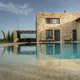 Villa Evinoi, hotel di Pallíni